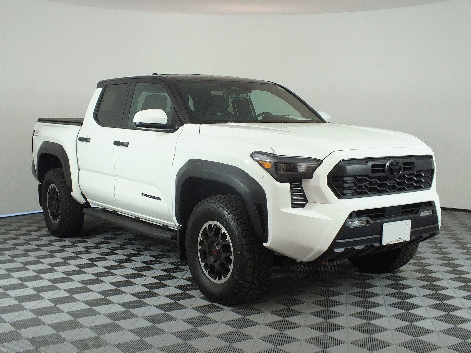 2026 Toyota Tacoma TRD Off Road 4WD *1-OWNER*