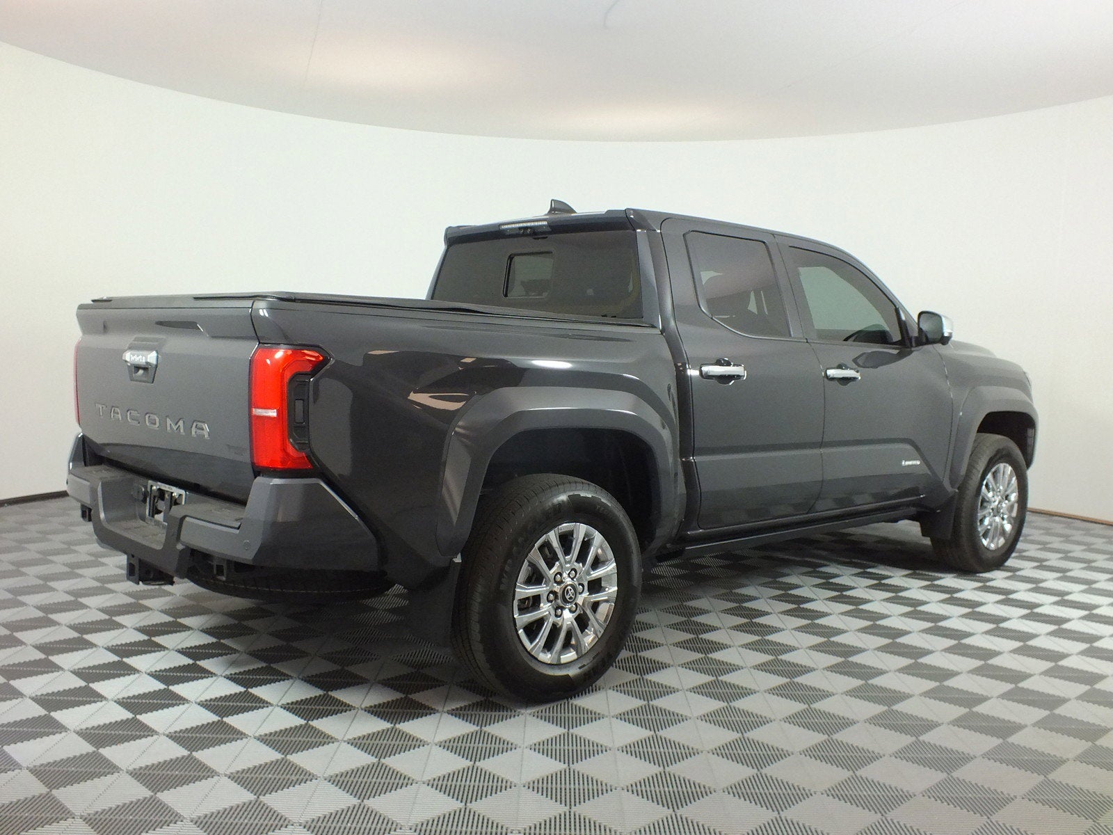 2026 Toyota Tacoma Limited 4WD *1-OWNER! UNDER 5K MILES!*