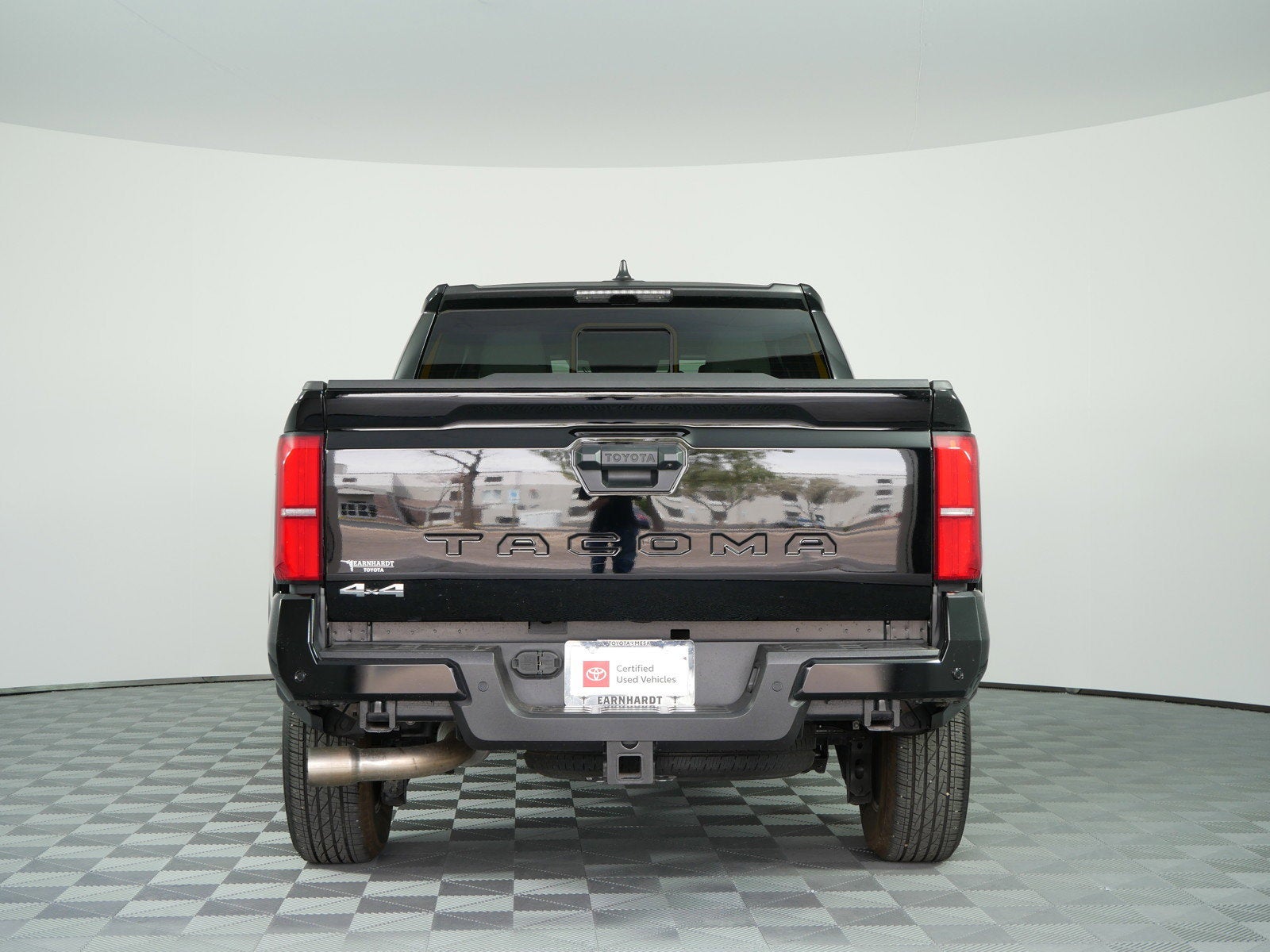 2025 Toyota Tacoma SR5 4WD *1-OWNER*