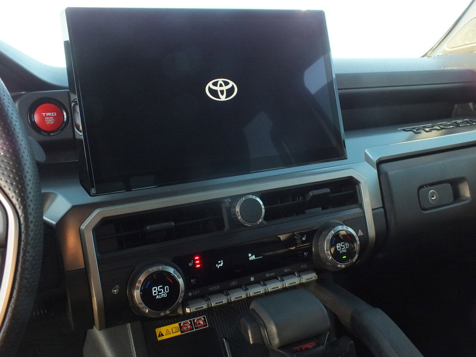 2024 Toyota Tacoma TRD Off Road 4WD *1-OWNER*