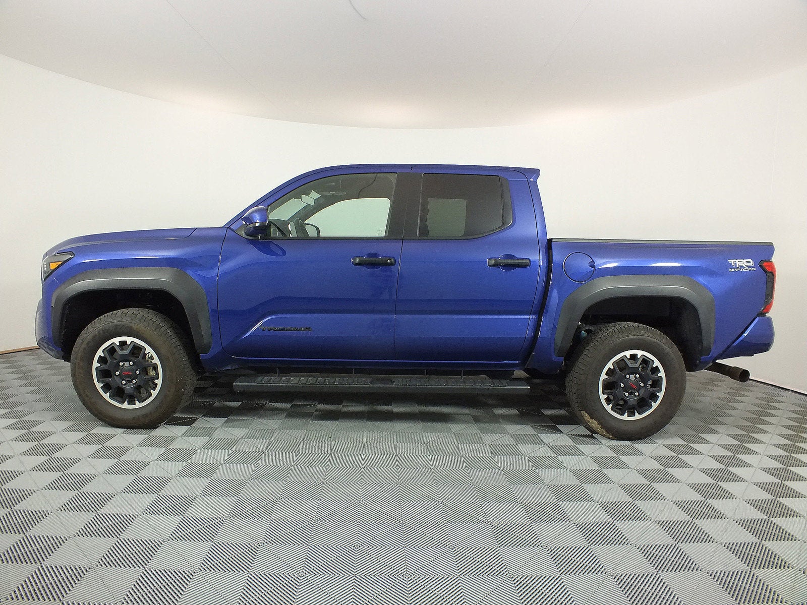 2024 Toyota Tacoma TRD Off Road 4WD *1-OWNER*