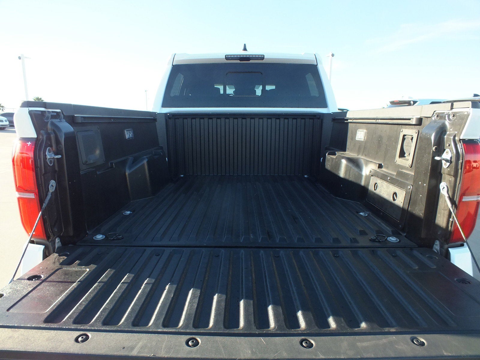 2024 Toyota Tacoma TRD Off Road 4WD *1-OWNER! LOW MILES!*