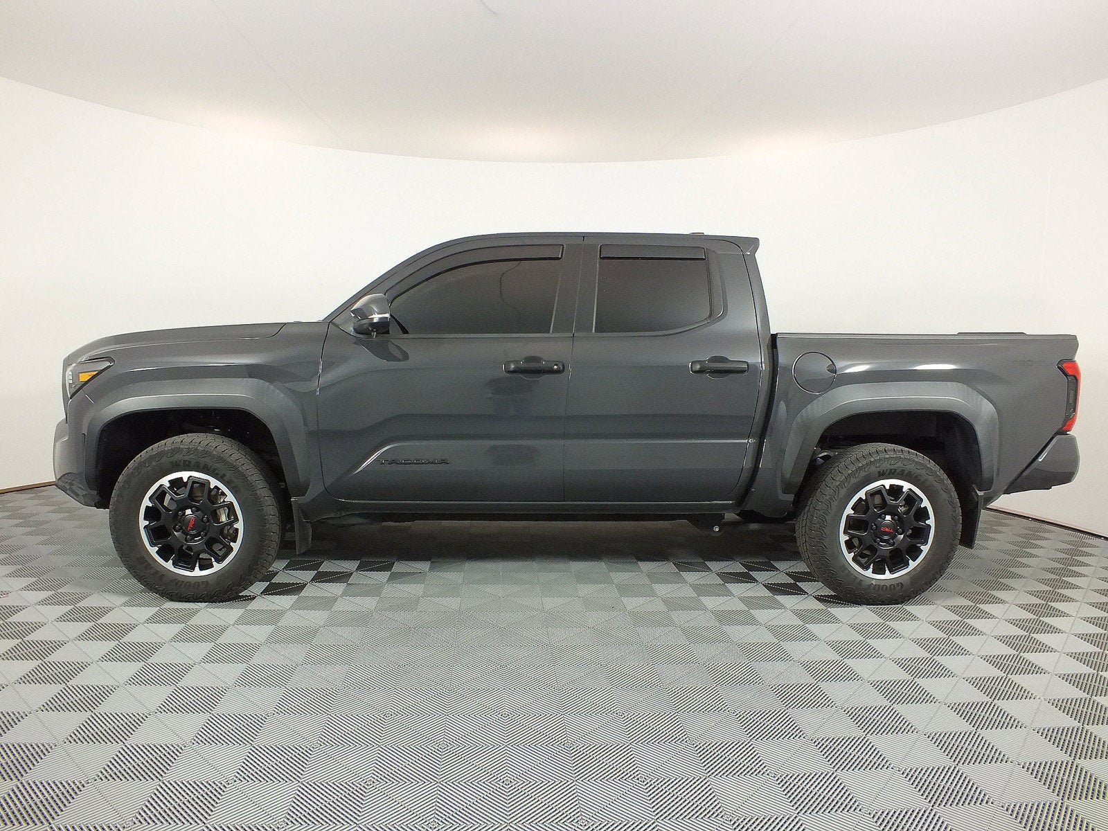 2024 Toyota Tacoma TRD Off Road 4WD *1-OWNER*