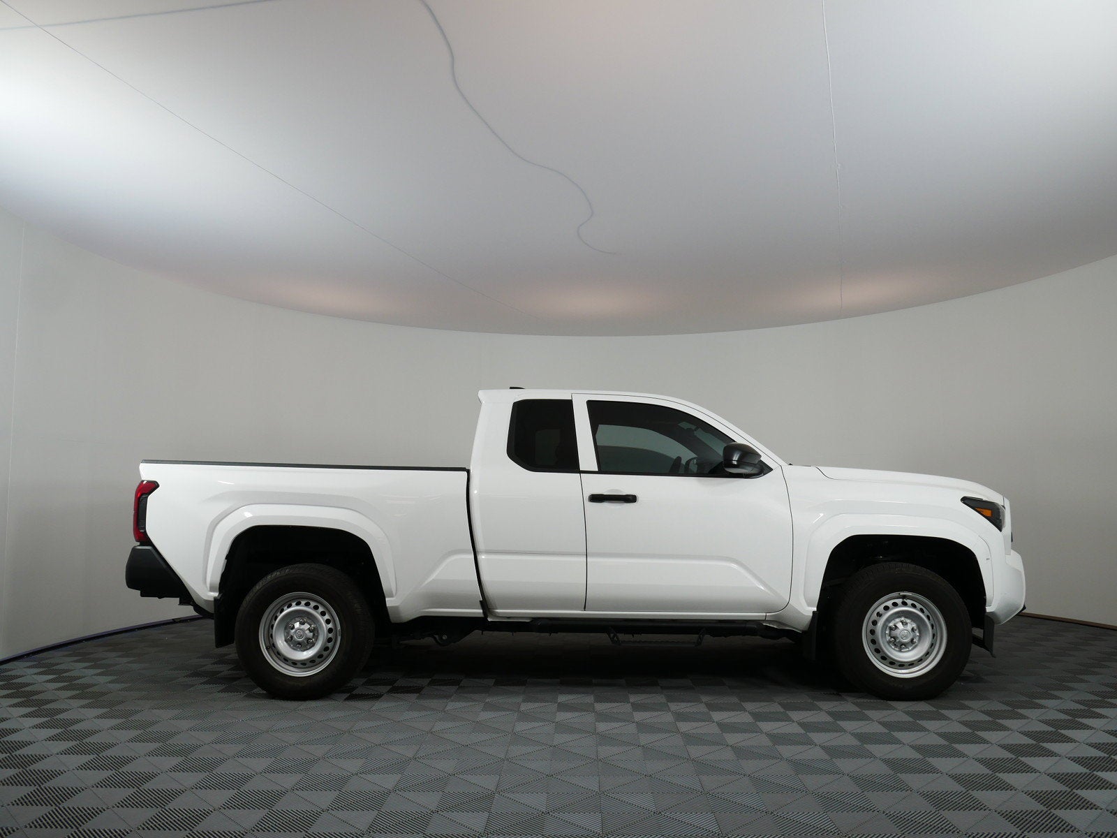 2024 Toyota Tacoma SR *1-OWNER*