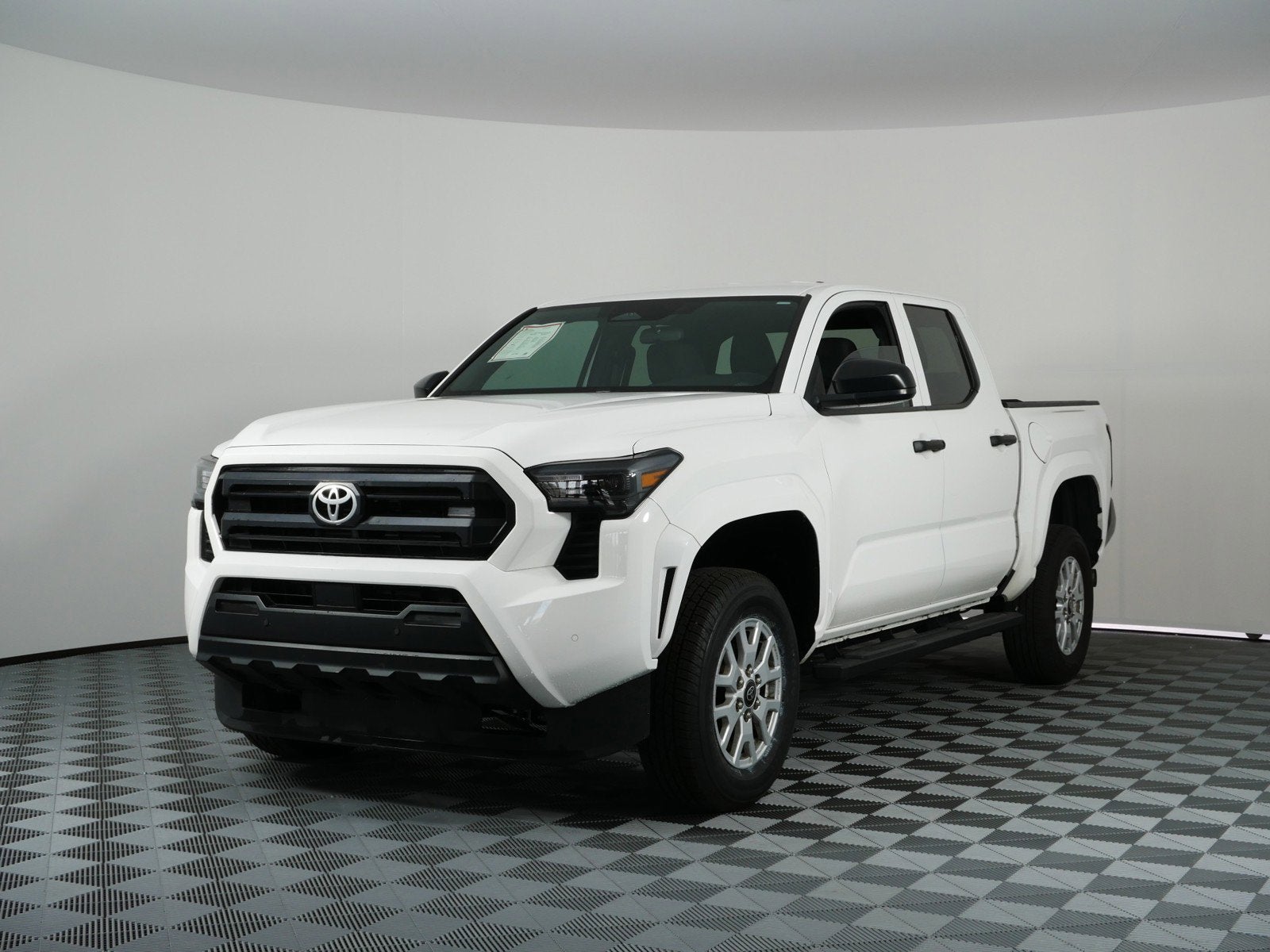 2024 Toyota Tacoma SR *1-OWNER! UNDER 30K MILES!*