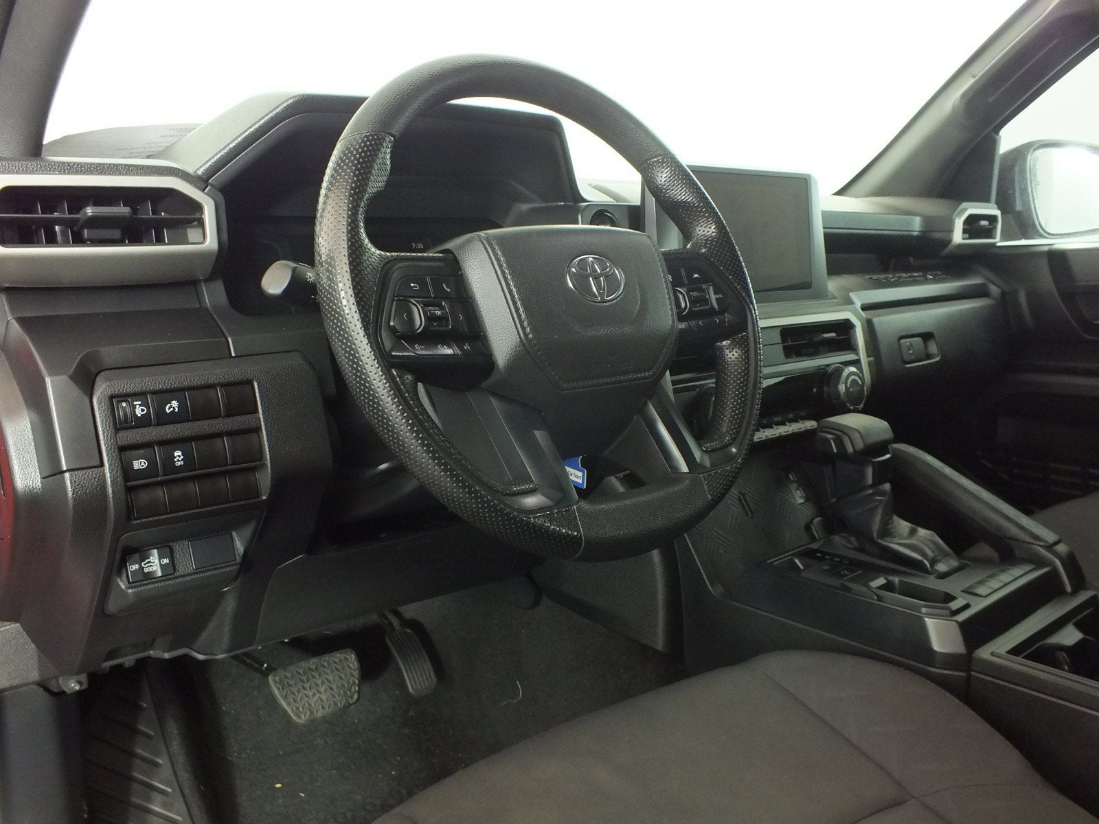 2025 Toyota Tacoma SR *1-OWNER*
