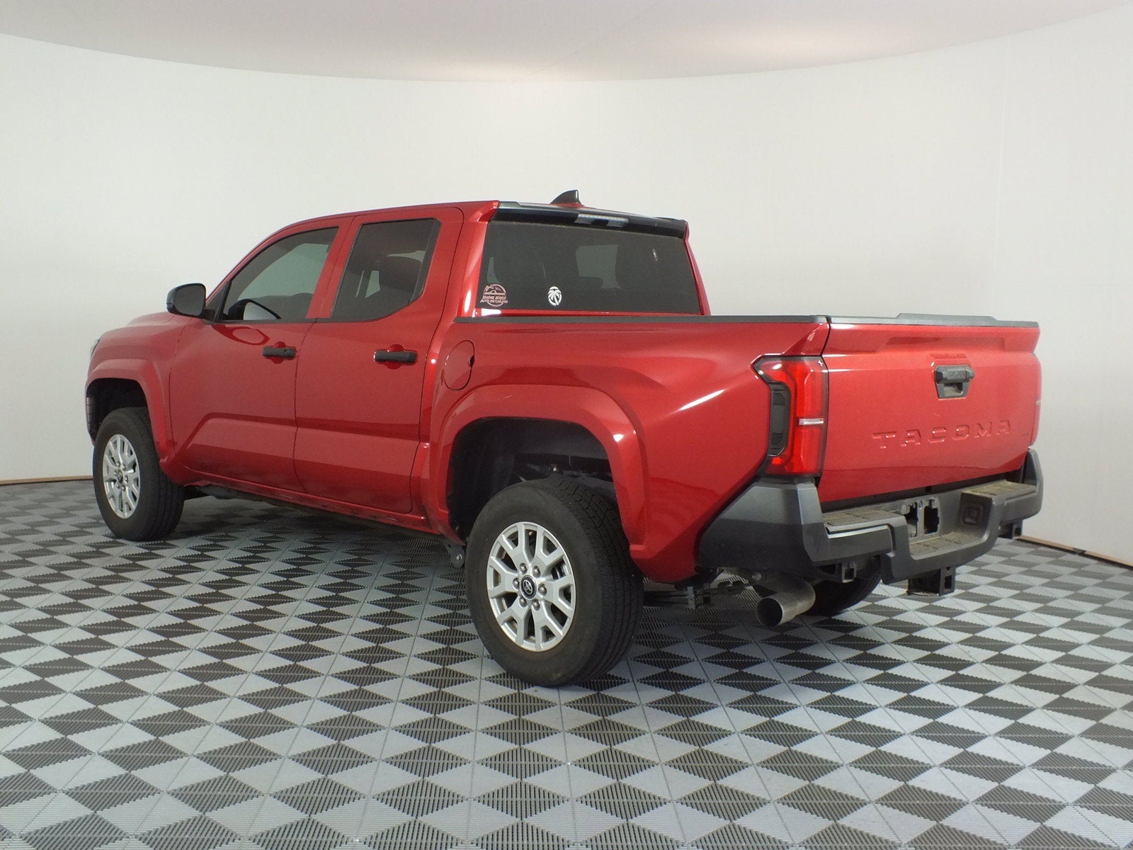 2025 Toyota Tacoma SR *1-OWNER*