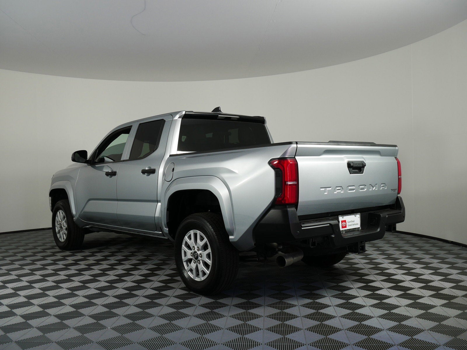 2025 Toyota Tacoma SR 2WD *1-OWNER! ONLY 5K MILES!*
