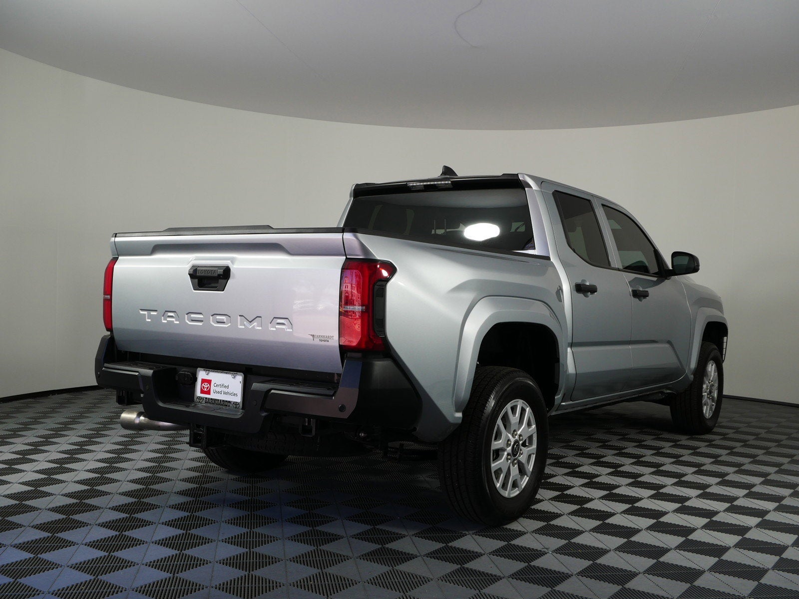 2025 Toyota Tacoma SR 2WD *1-OWNER! ONLY 5K MILES!*