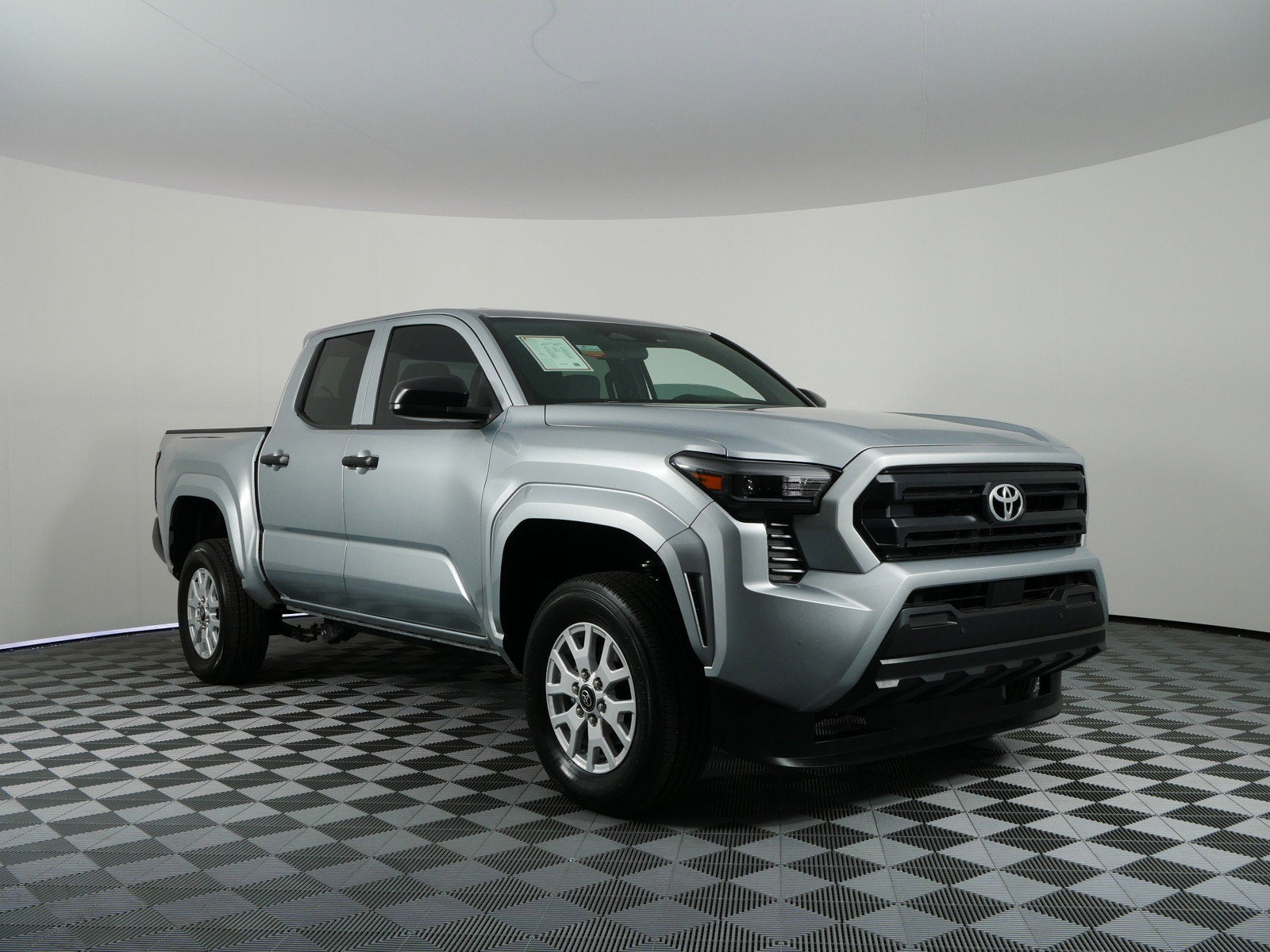 2025 Toyota Tacoma SR 2WD *1-OWNER! ONLY 5K MILES!*