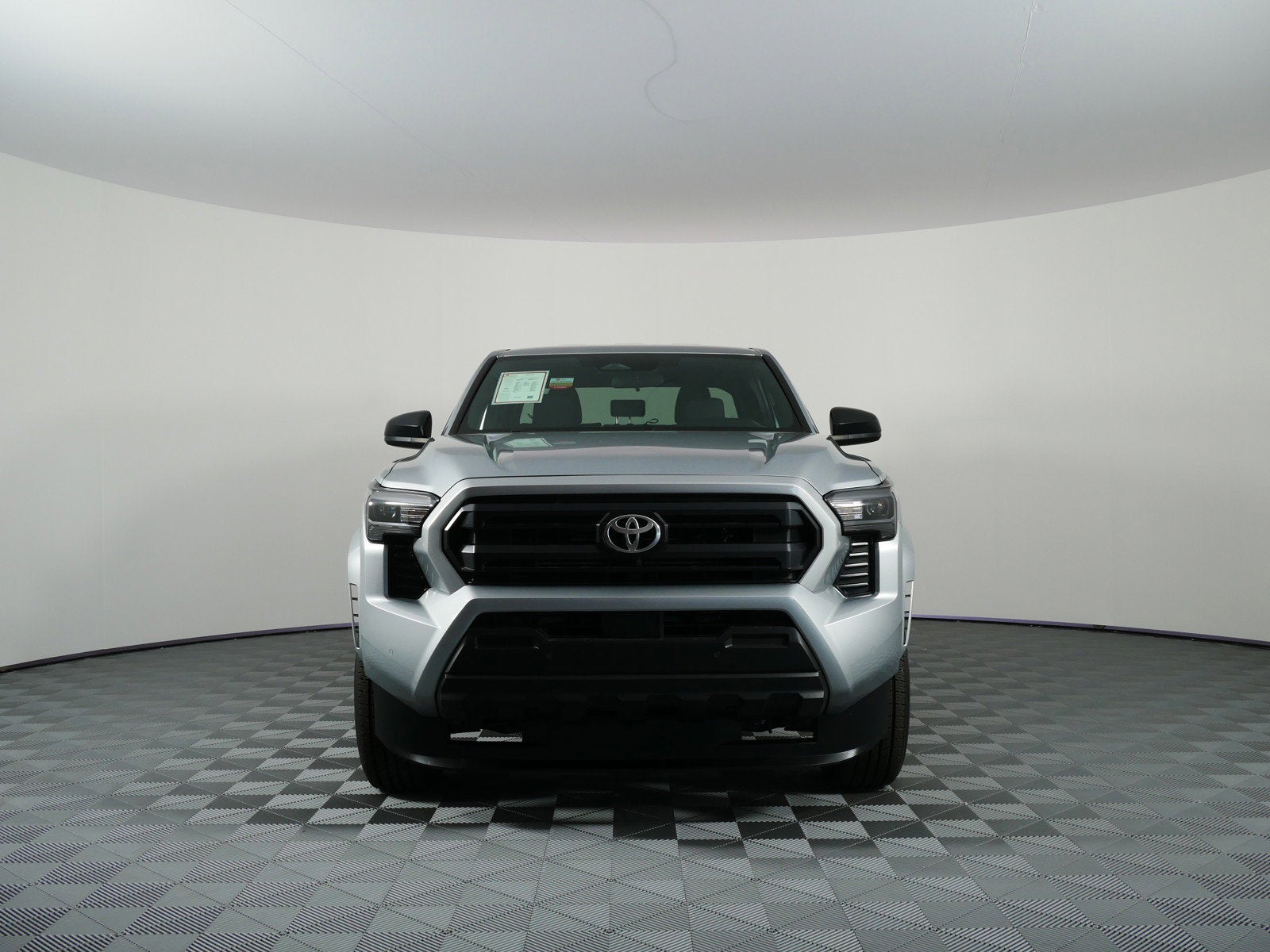 2025 Toyota Tacoma SR 2WD *1-OWNER! ONLY 5K MILES!*
