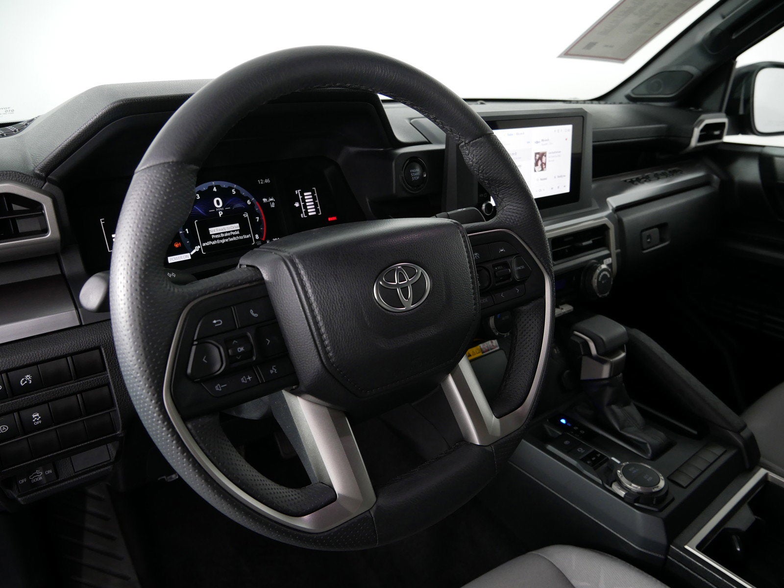 2025 Toyota Tacoma SR5 4WD *1-OWNER*