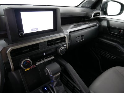 2025 Toyota Tacoma SR5 4WD *1-OWNER*