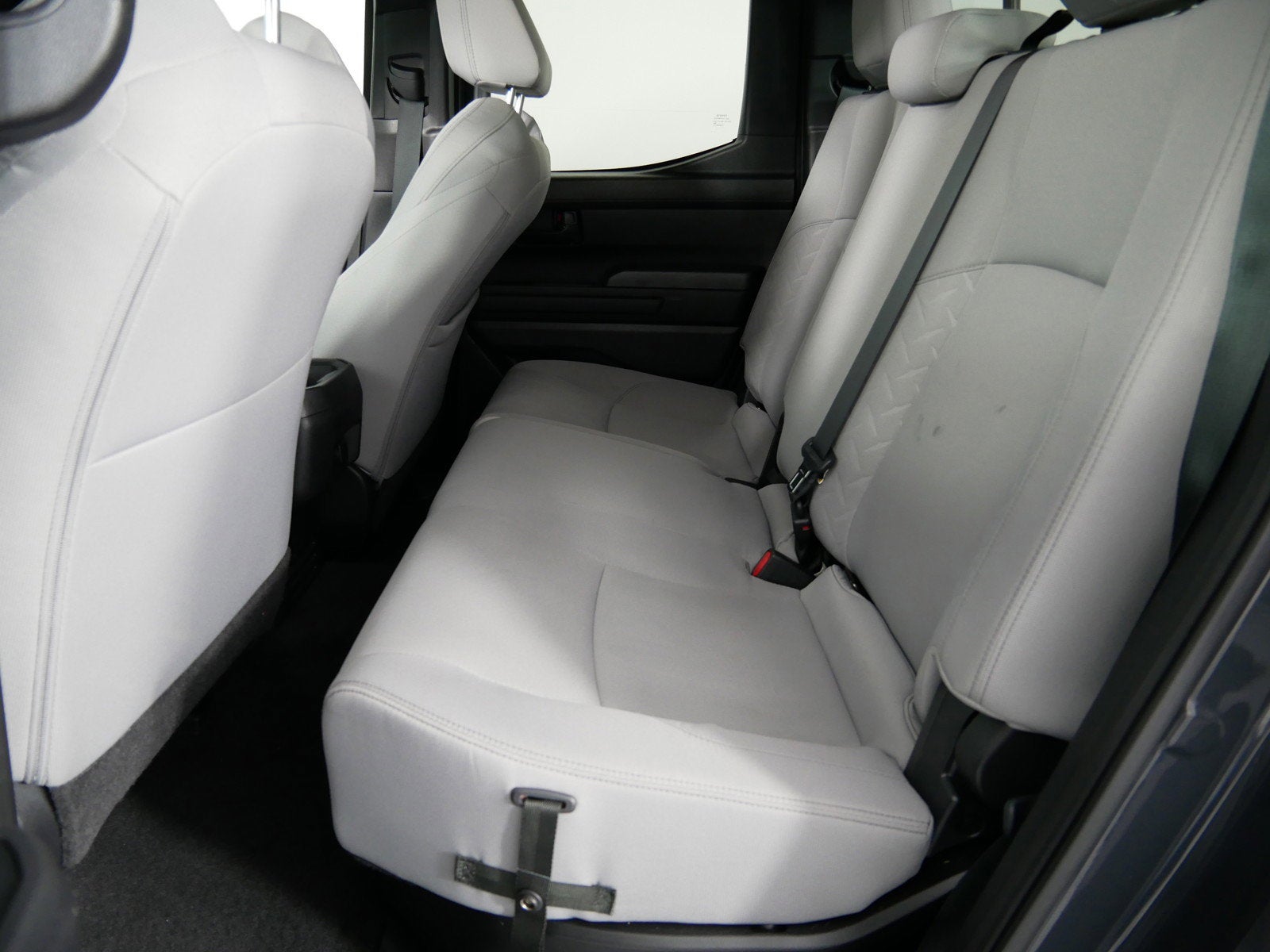 2025 Toyota Tacoma SR5 4WD *1-OWNER*