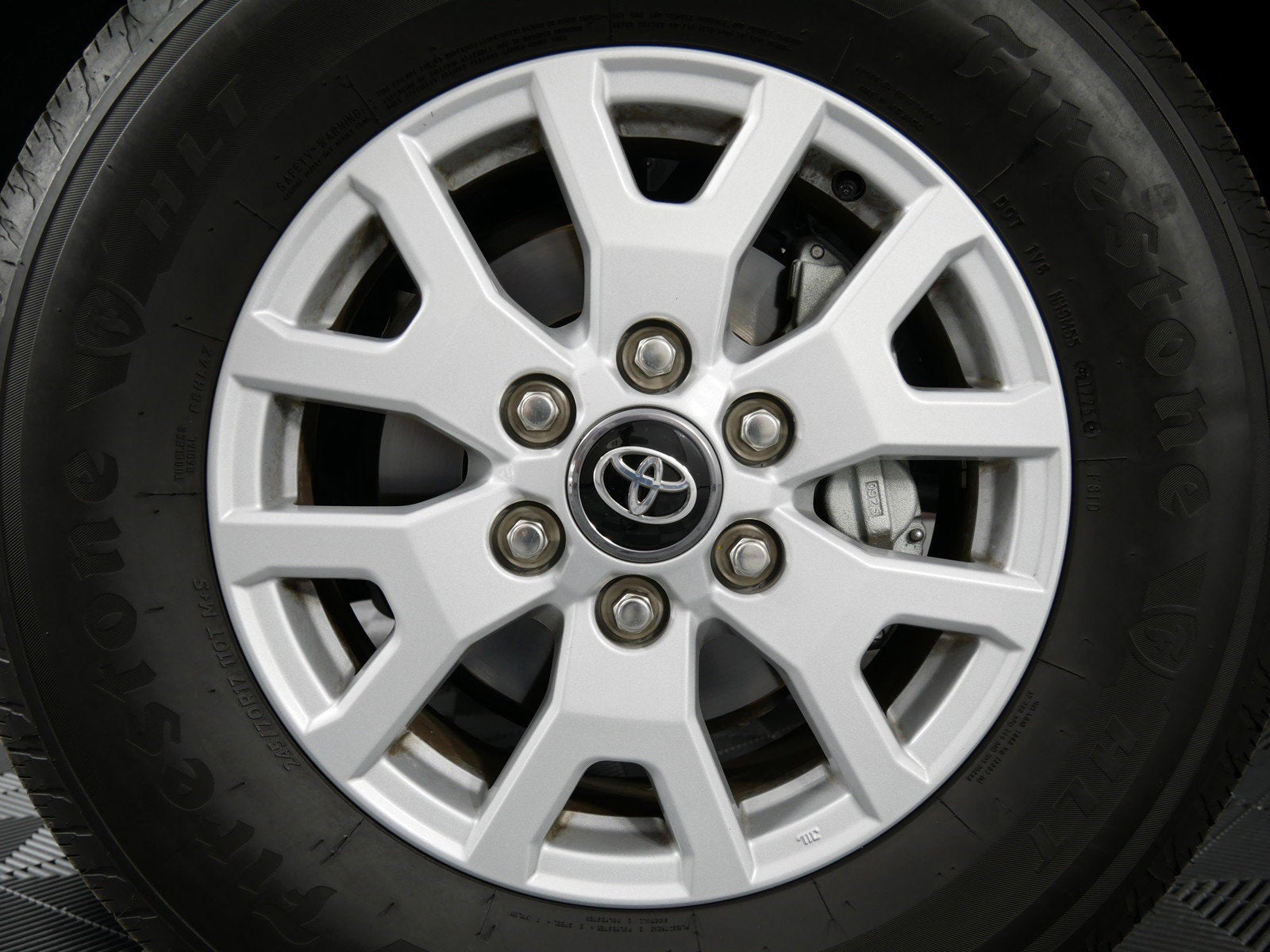 2025 Toyota Tacoma SR5 4WD *1-OWNER*