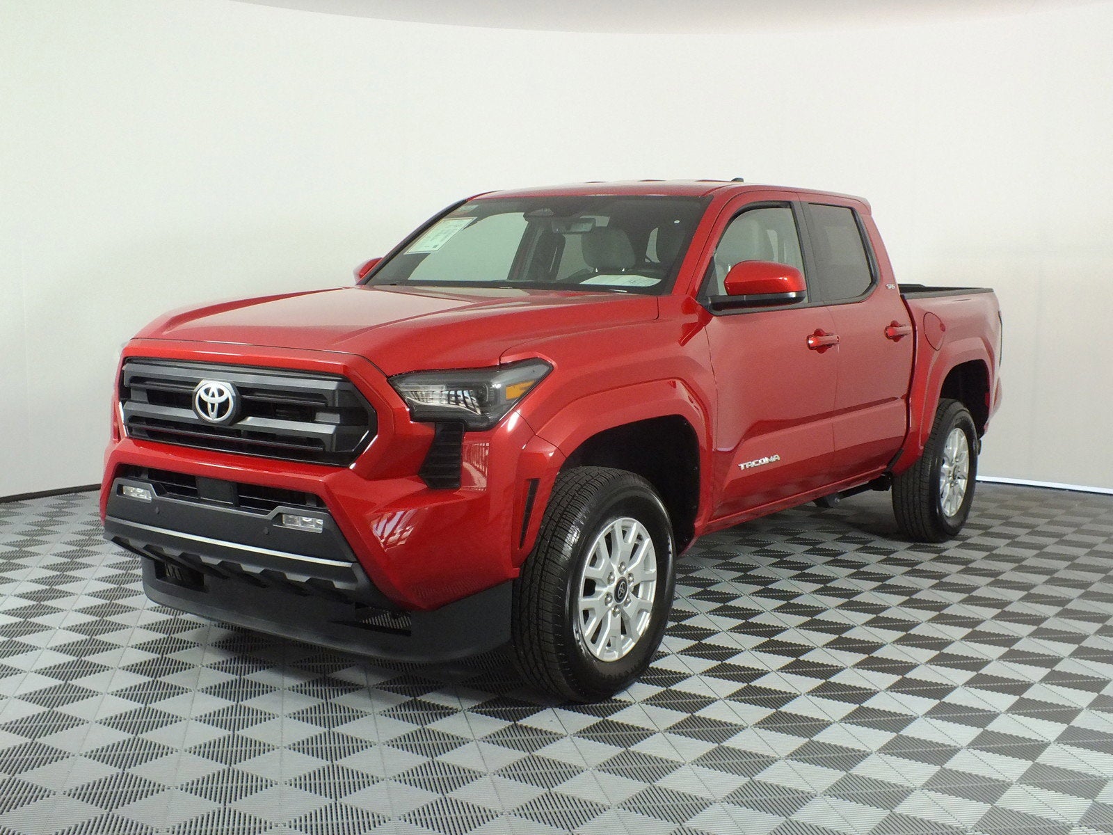 2025 Toyota Tacoma SR5 4WD *1-OWNER*