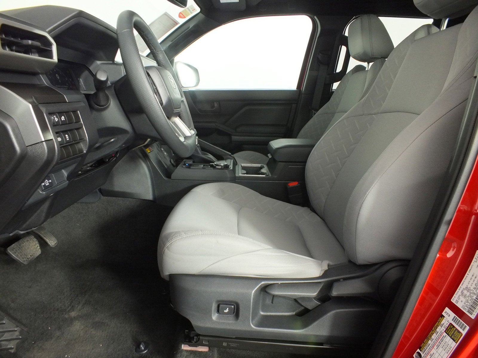 2025 Toyota Tacoma SR5 4WD *1-OWNER*