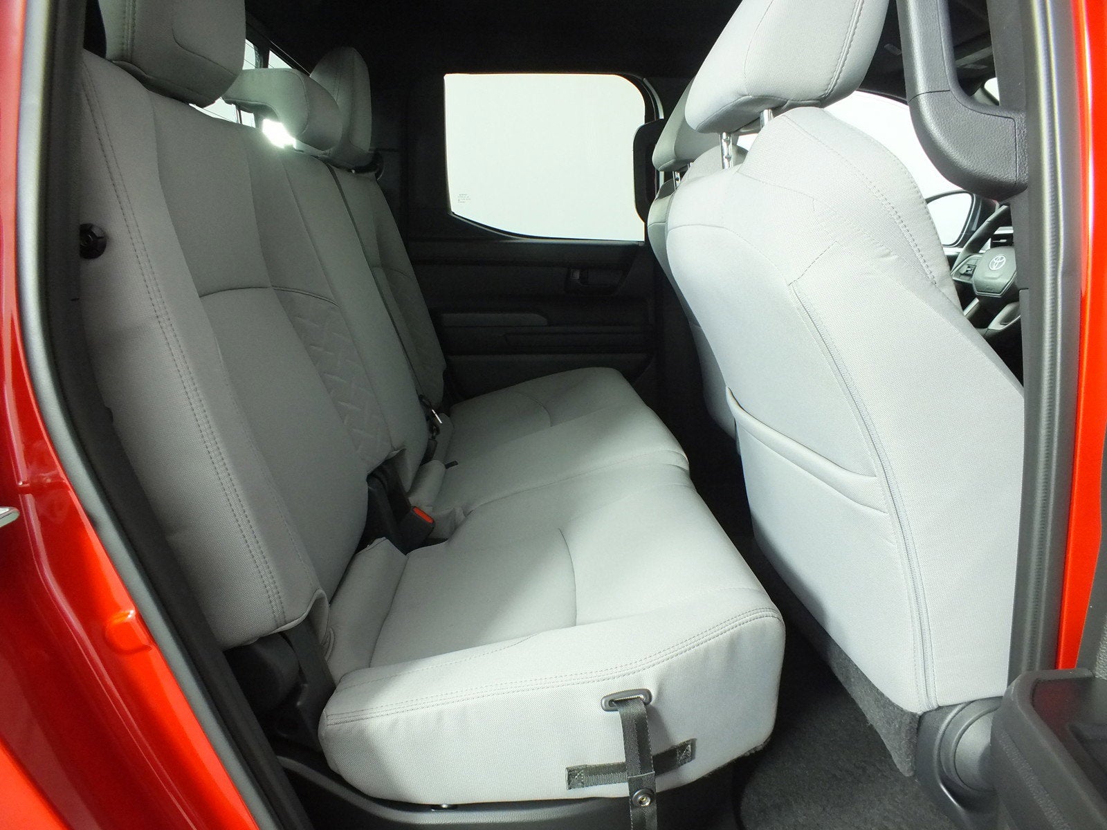 2025 Toyota Tacoma SR5 4WD *1-OWNER*