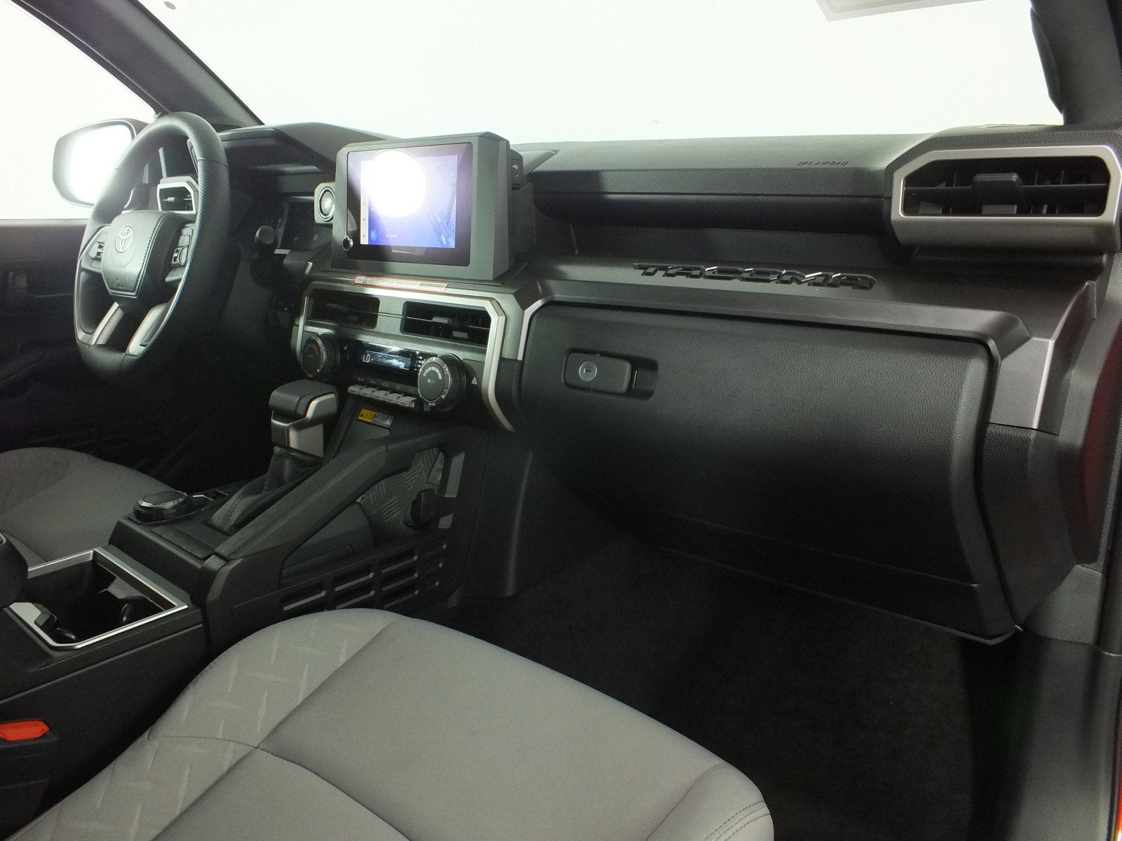 2025 Toyota Tacoma SR5 4WD *1-OWNER*