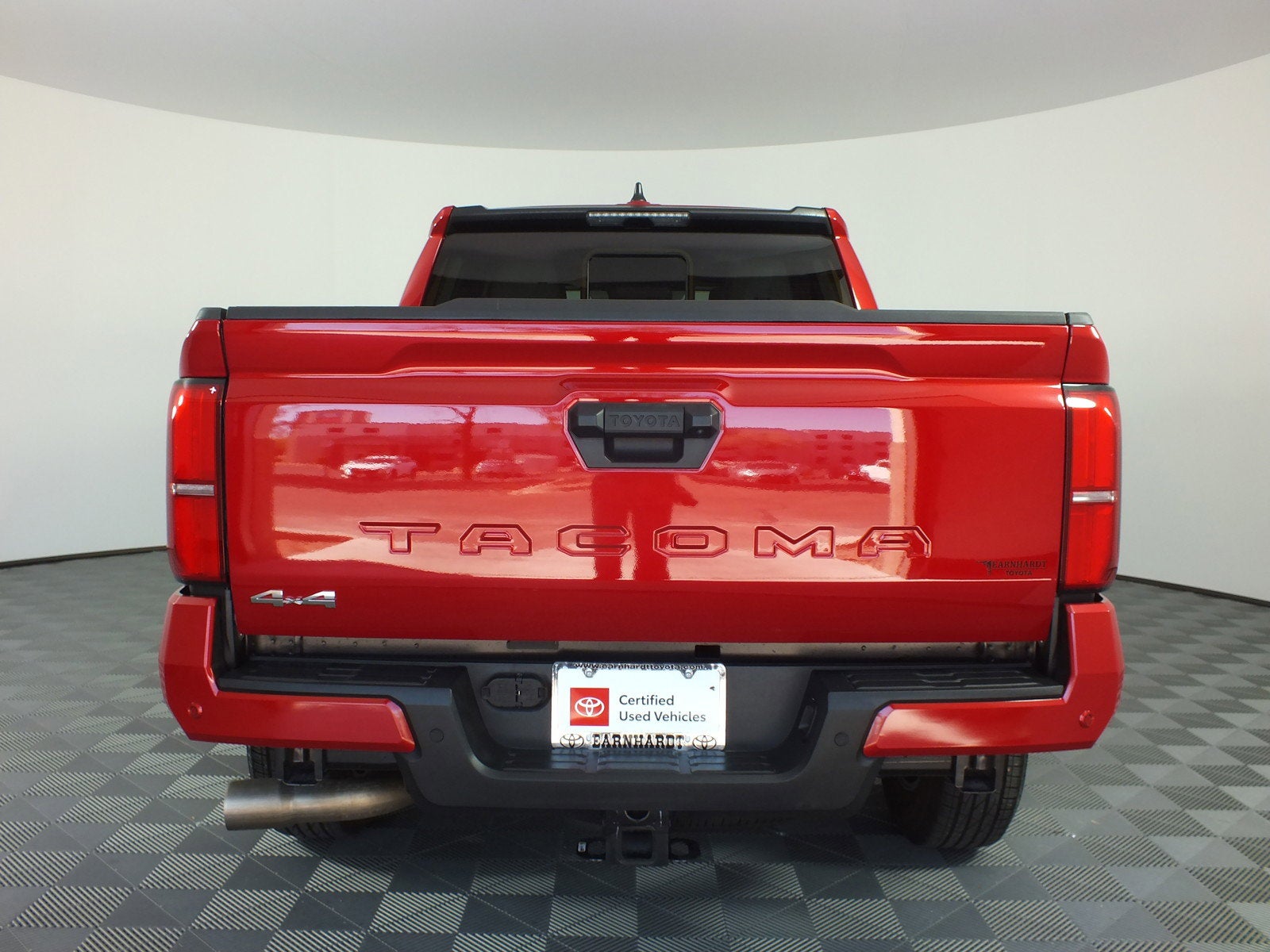 2025 Toyota Tacoma SR5 4WD *1-OWNER*