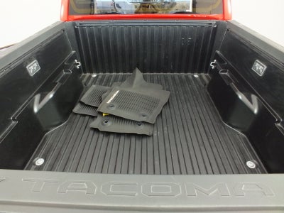 2025 Toyota Tacoma SR5 4WD *1-OWNER*
