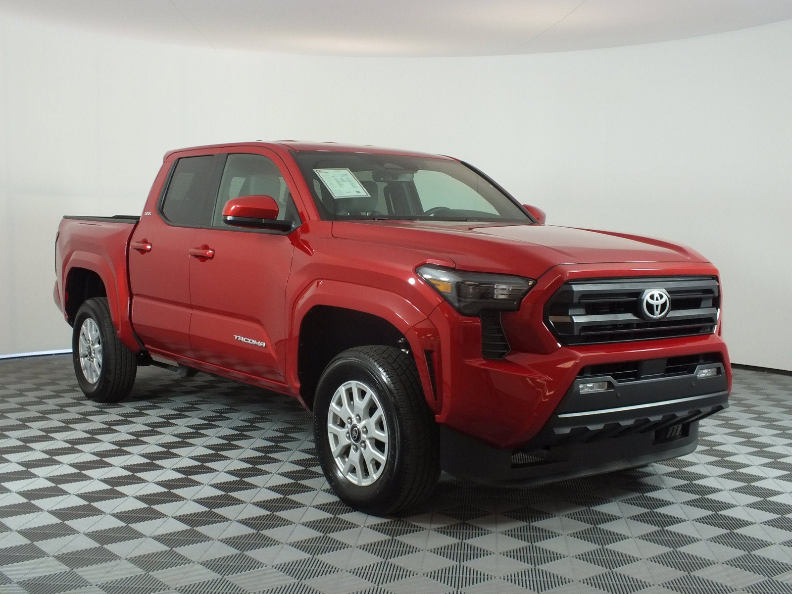 2025 Toyota Tacoma SR5 4WD *1-OWNER*