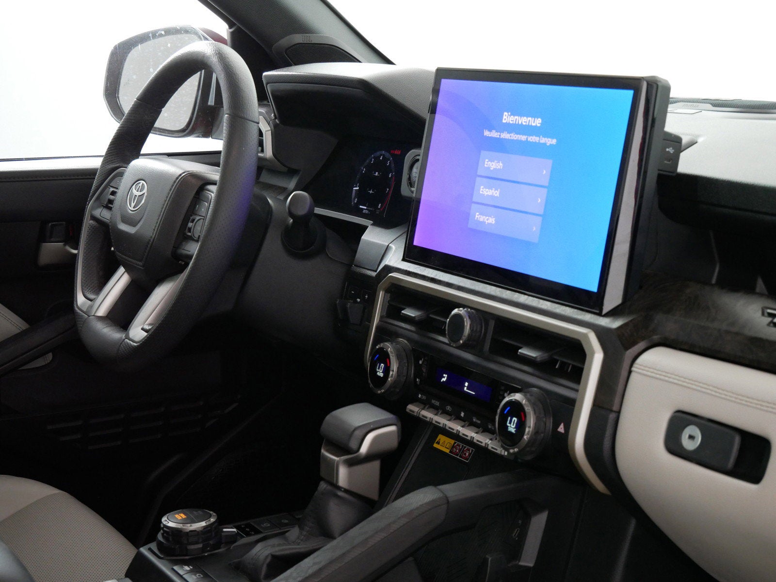 2025 Toyota Tacoma Limited 4WD *1-OWNER*