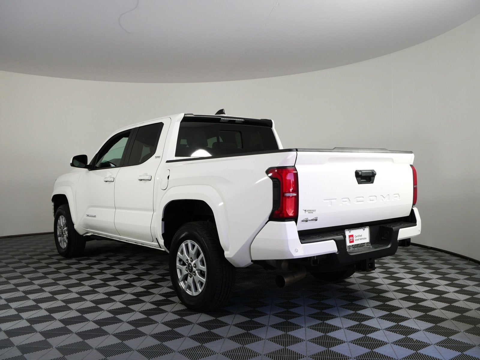 2025 Toyota Tacoma SR5 4WD *1-OWNER! UNDER 10K MILES*