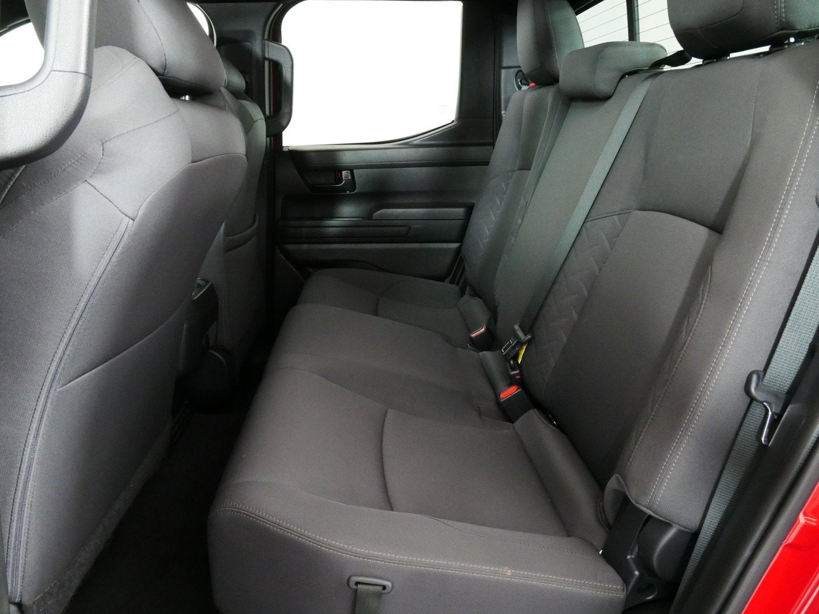 2025 Toyota Tacoma SR5 4WD *1-OWNER*