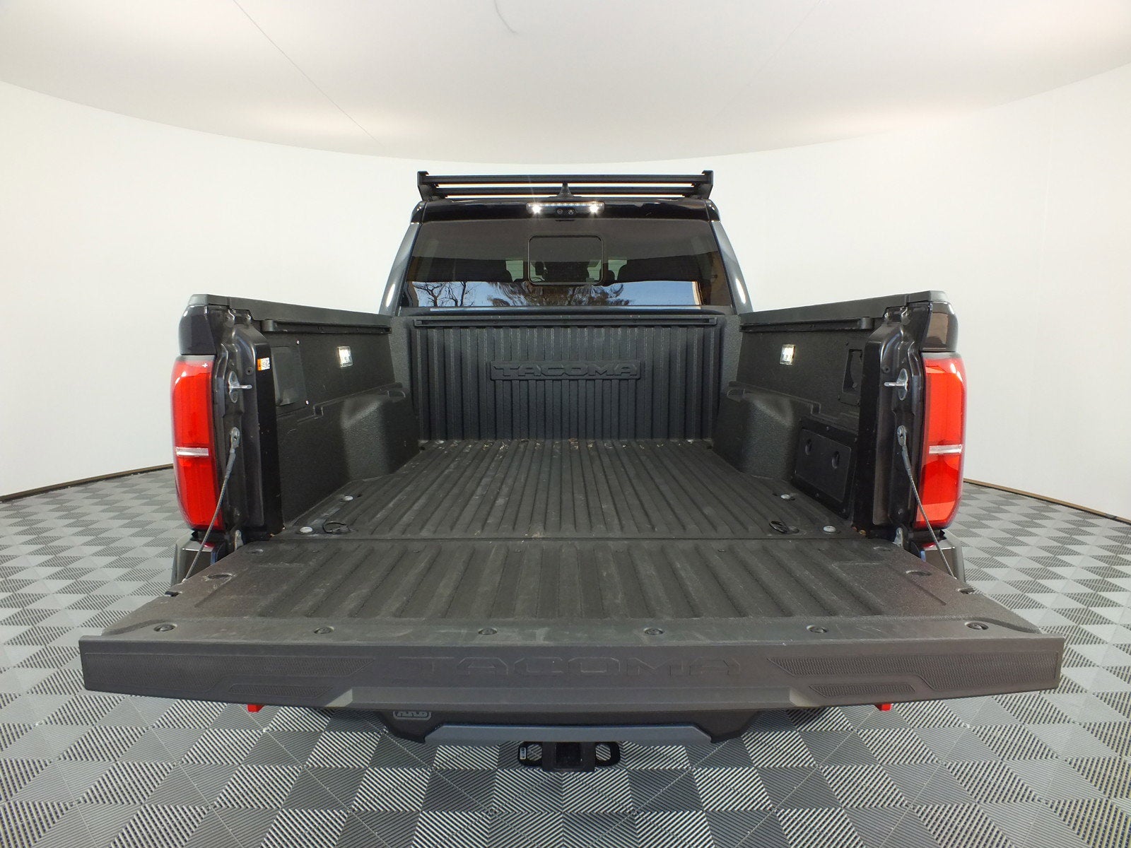 2024 Toyota Tacoma TRD Pro Hybrid 4WD *1-OWNER*