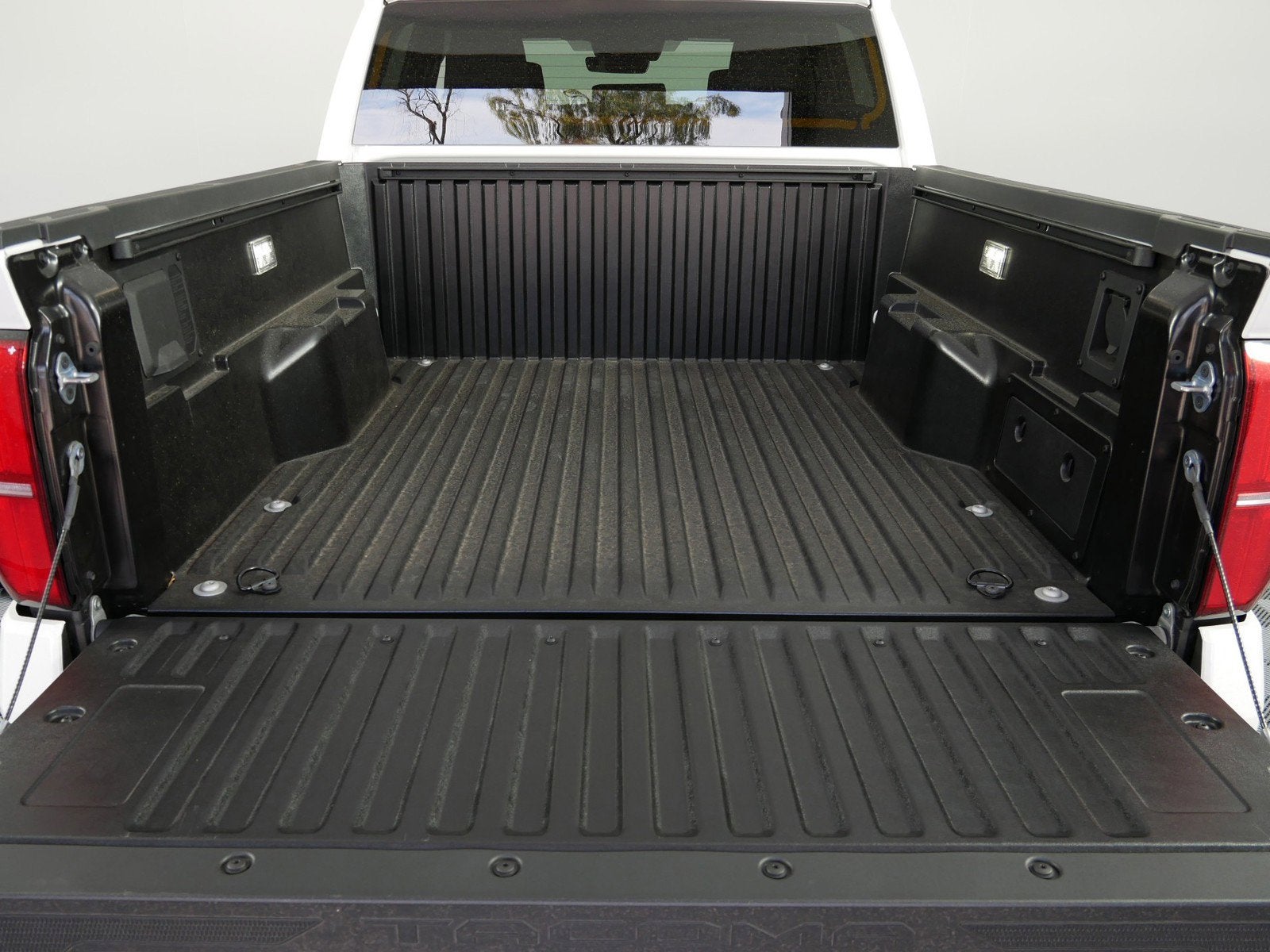 2025 Toyota Tacoma 4WD TRD Off Road Hybrid 4X4 *CLEAN CARFAX, 1 OWNER!*