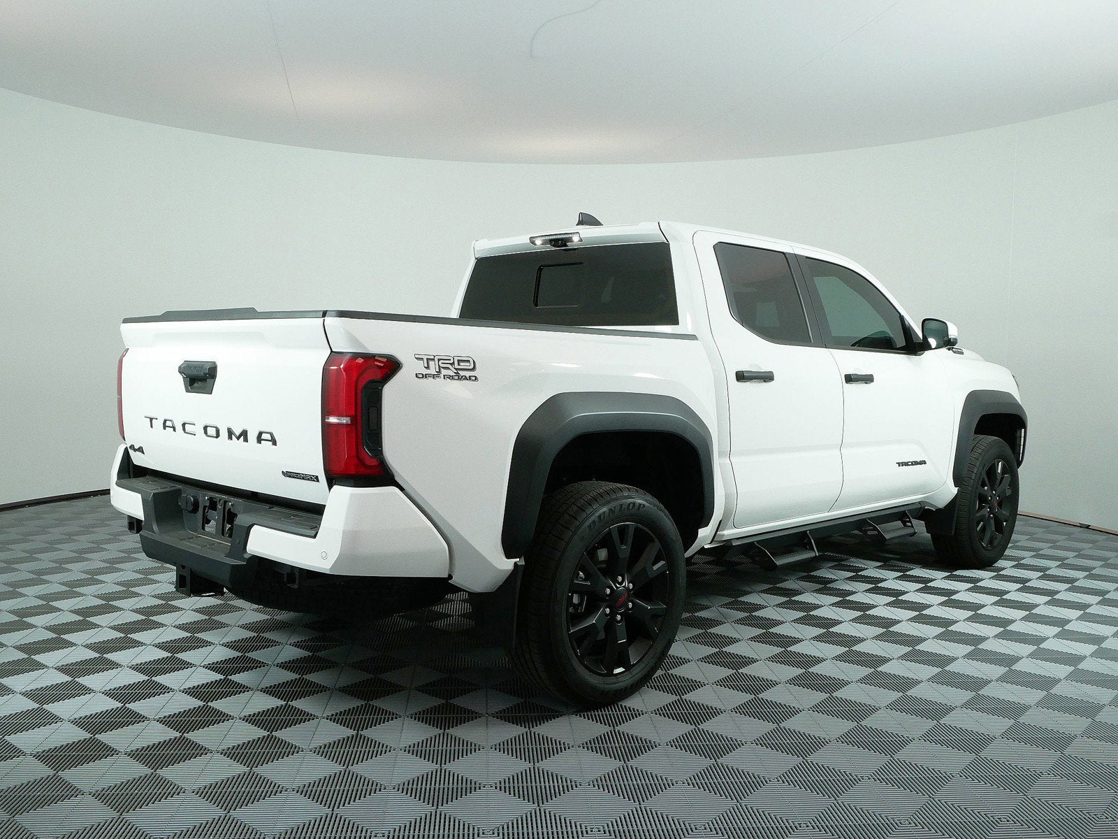 2024 Toyota Tacoma TRD Off Road Hybrid 4WD *1-OWNER*