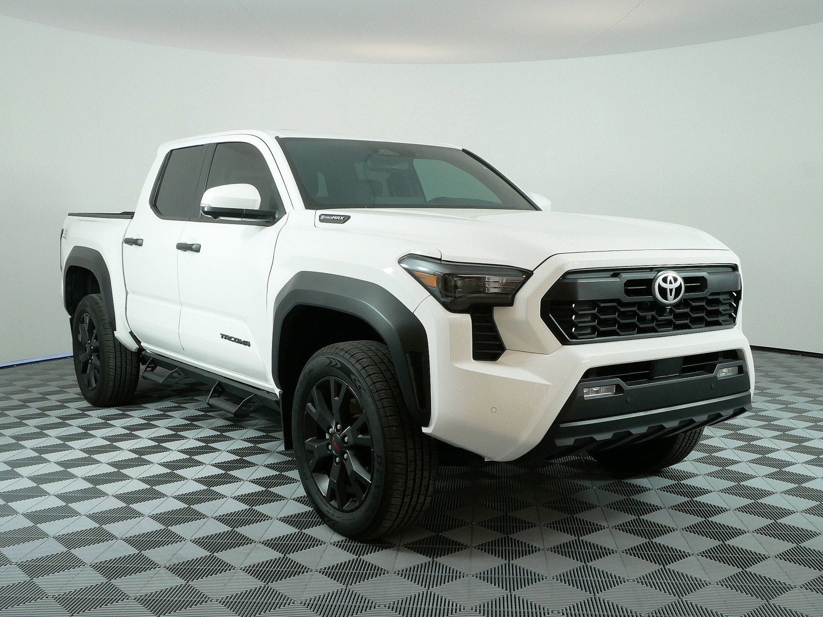 2024 Toyota Tacoma TRD Off Road Hybrid 4WD *1-OWNER*
