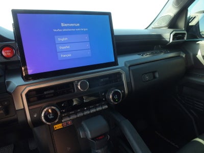 2025 Toyota Tacoma TRD Off Road Hybrid 4WD *1-OWNER*