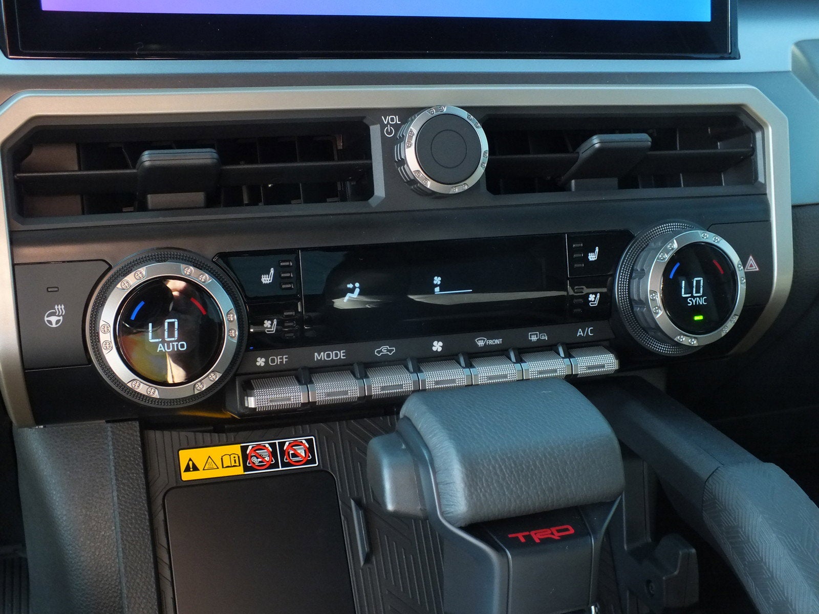 2025 Toyota Tacoma TRD Off Road Hybrid 4WD *1-OWNER*