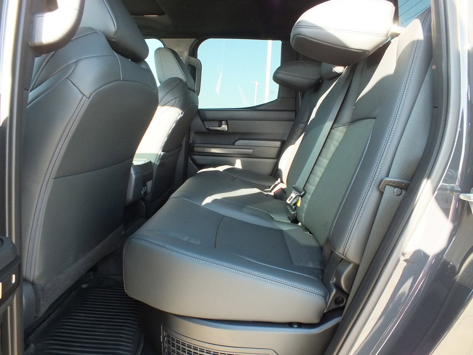 2025 Toyota Tacoma TRD Off Road Hybrid 4WD *1-OWNER*