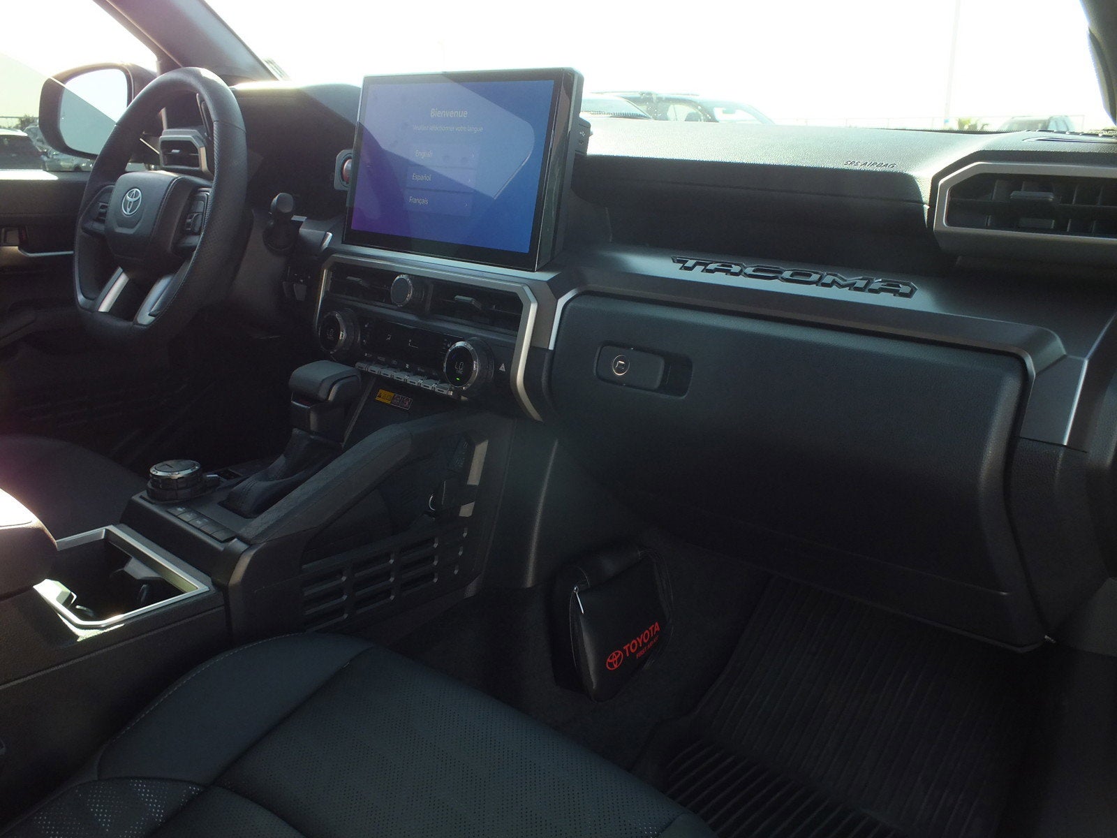 2025 Toyota Tacoma TRD Off Road Hybrid 4WD *1-OWNER*