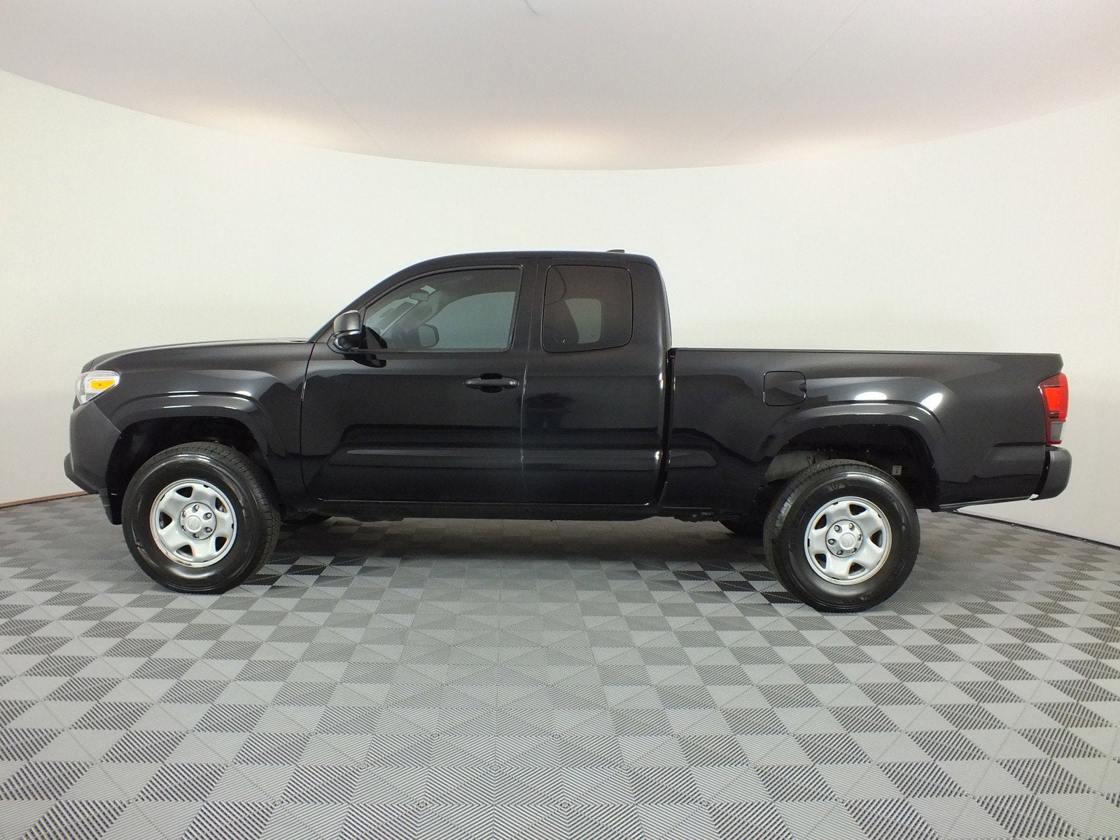 2023 Toyota Tacoma SR 2WD *CLEAN CARFAX!*