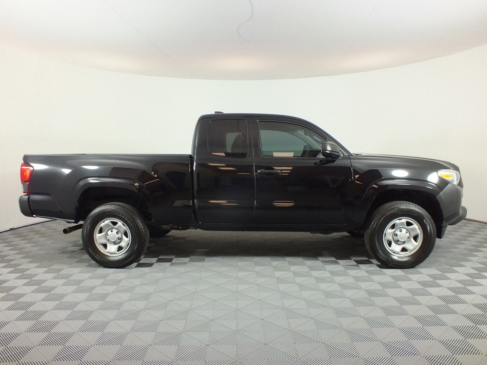 2023 Toyota Tacoma SR 2WD *CLEAN CARFAX!*