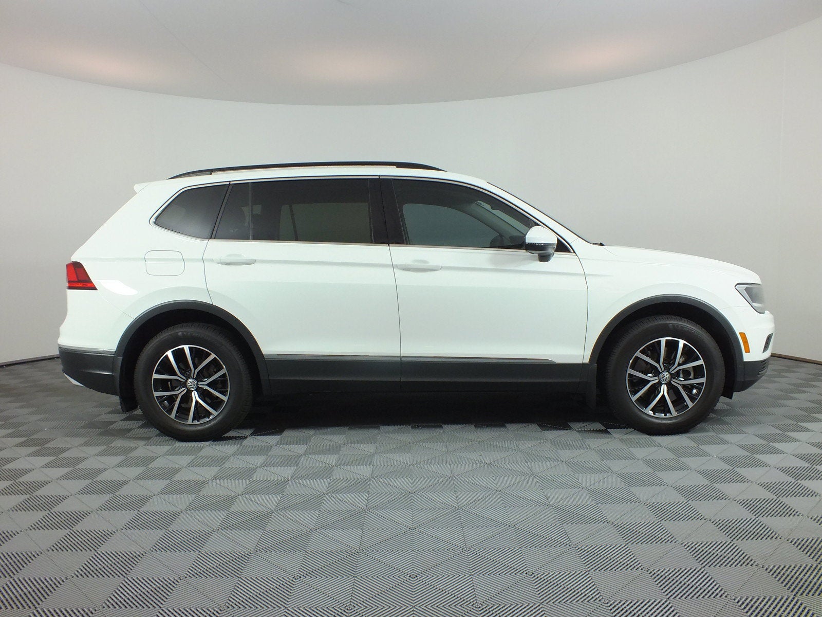 2021 Volkswagen Tiguan SE *1-OWNER*