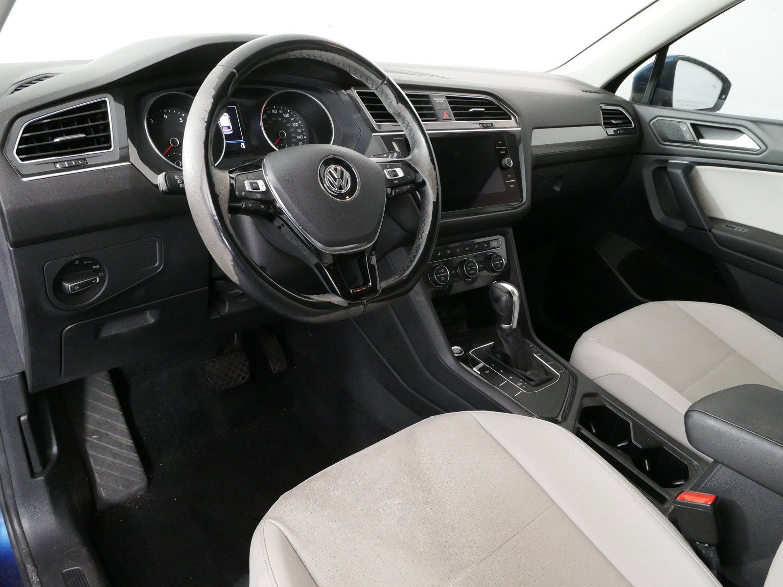 2019 Volkswagen Tiguan SEL *1-OWNER! CLEAN CARFAX!*