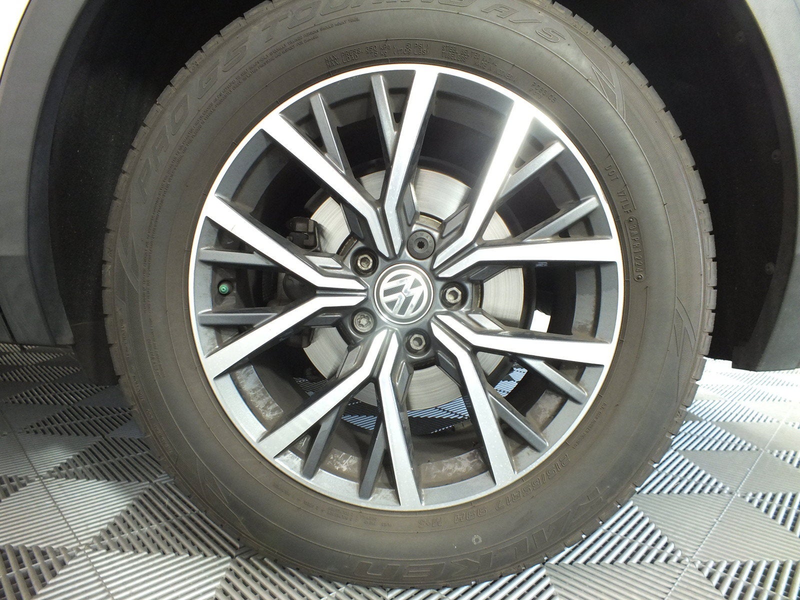 2020 Volkswagen Tiguan SE *CLEAN CARFAX!*