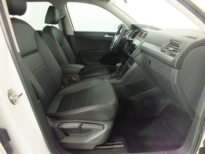 2020 Volkswagen Tiguan SE *CLEAN CARFAX!*