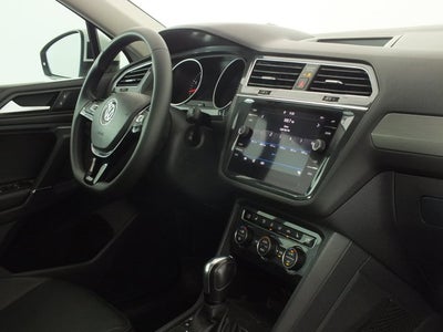 2020 Volkswagen Tiguan SE *CLEAN CARFAX!*