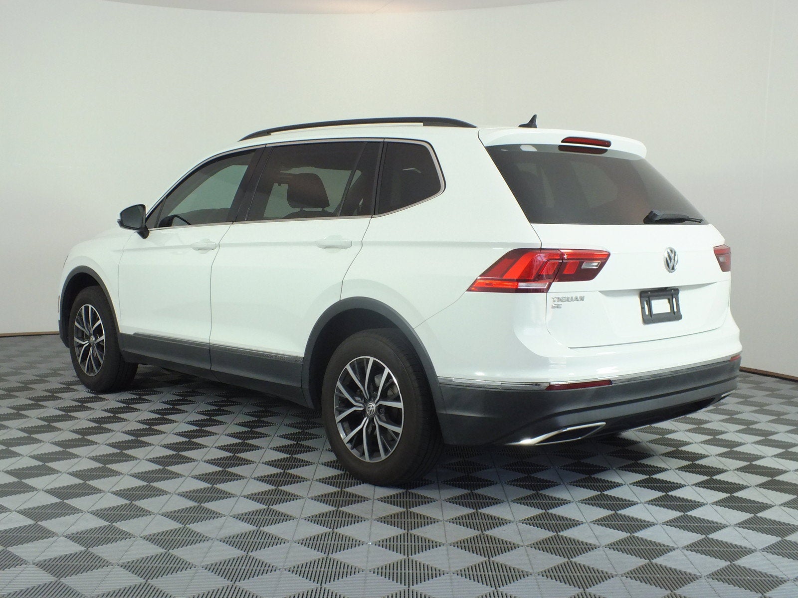 2020 Volkswagen Tiguan SE *CLEAN CARFAX!*