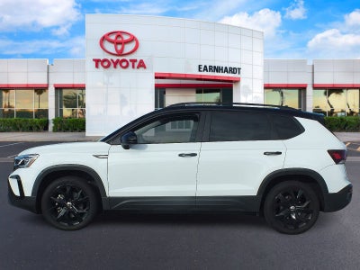 2024 Volkswagen Taos SE Black *1-OWNER*