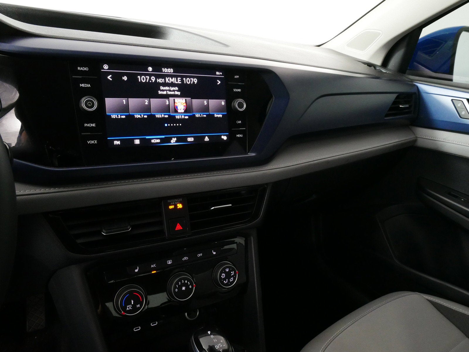 2023 Volkswagen Taos SE *1-OWNER*