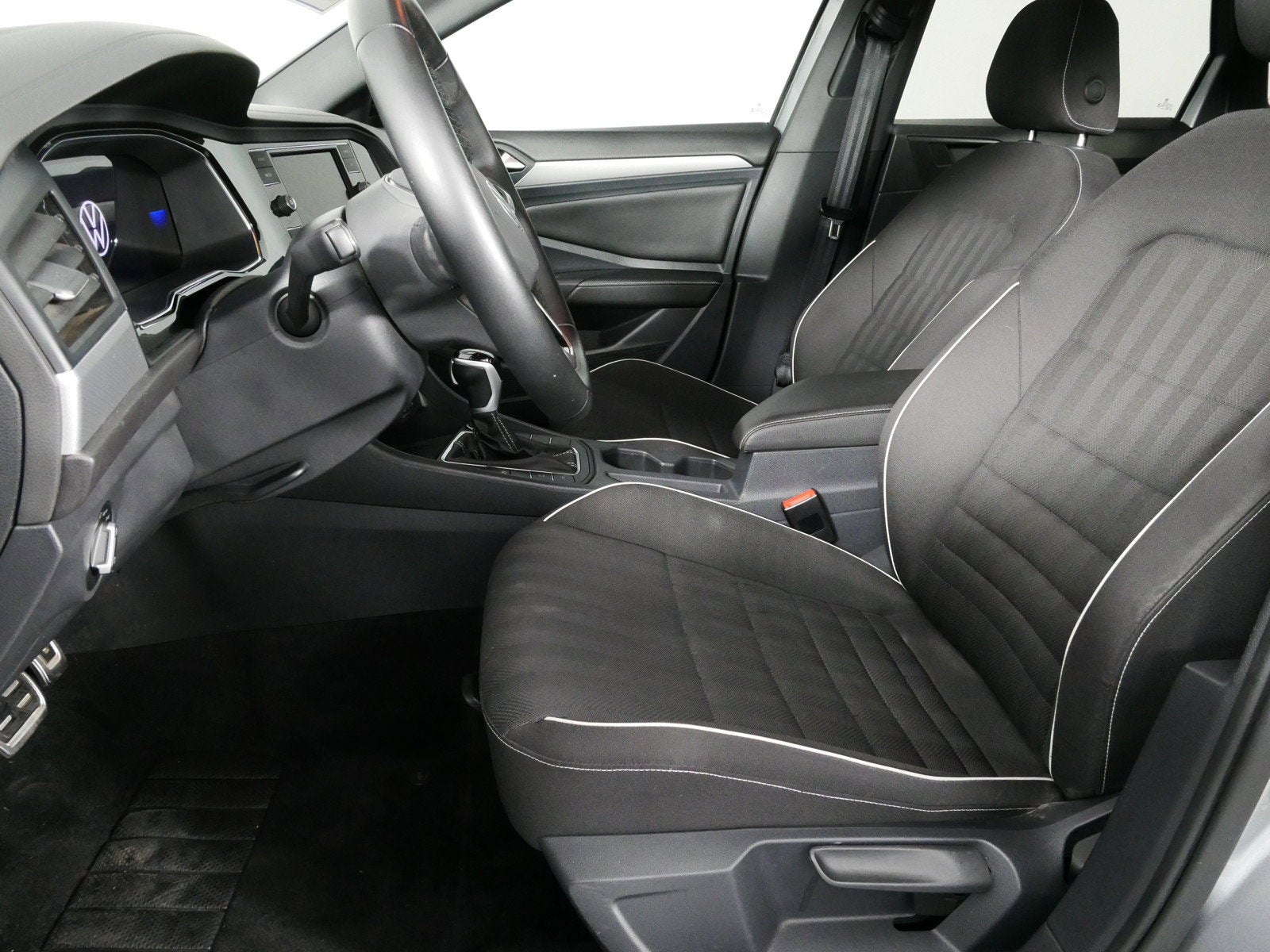 2023 Volkswagen Jetta Sport *ONLY 40K MILES!*