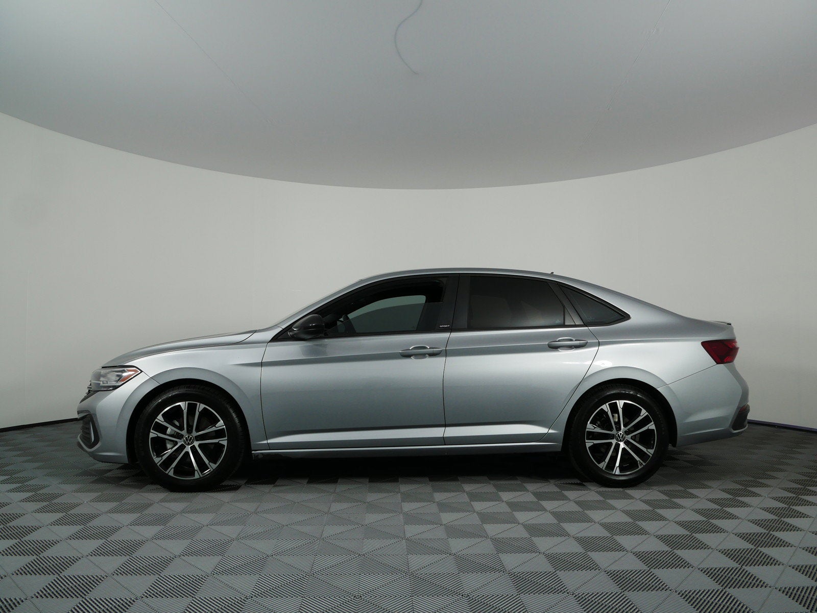 2023 Volkswagen Jetta Sport *ONLY 40K MILES!*