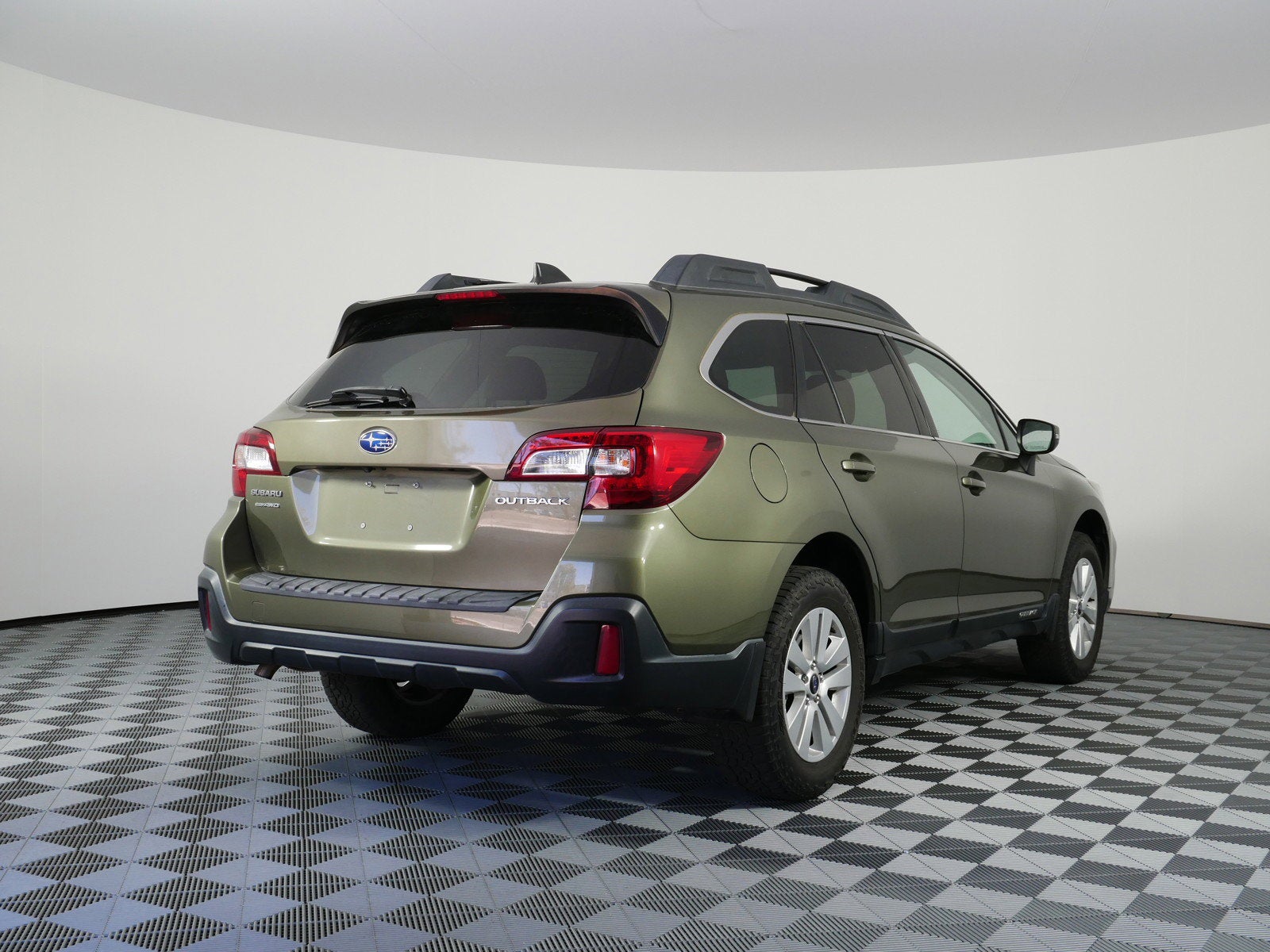 2019 Subaru Outback Premium AWD *CLEAN CARFAX!*